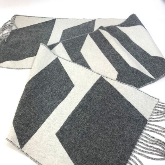 HERMES Kazak-Optic Fringe Bicolor Scarf - Picture 9 of 12